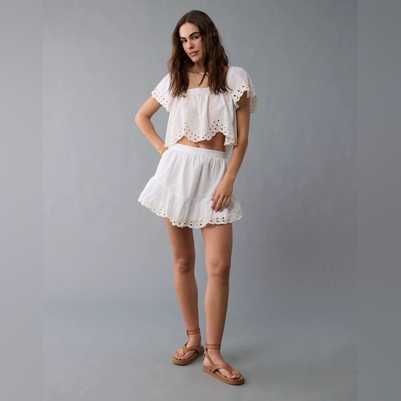 American Eagle Outfitters Dresses & Skirts - American Eagle High-Waisted Embroidered Eyelet Mini Skirt. Large